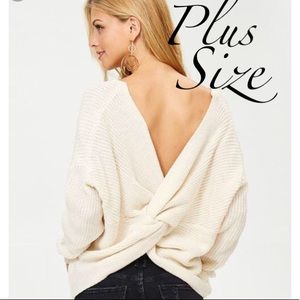 NWT🌾Ashley Stewart back twist sweater🌾